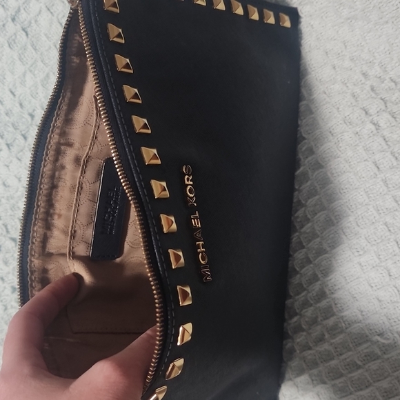 Michael Kors clutch - Picture 2 of 2